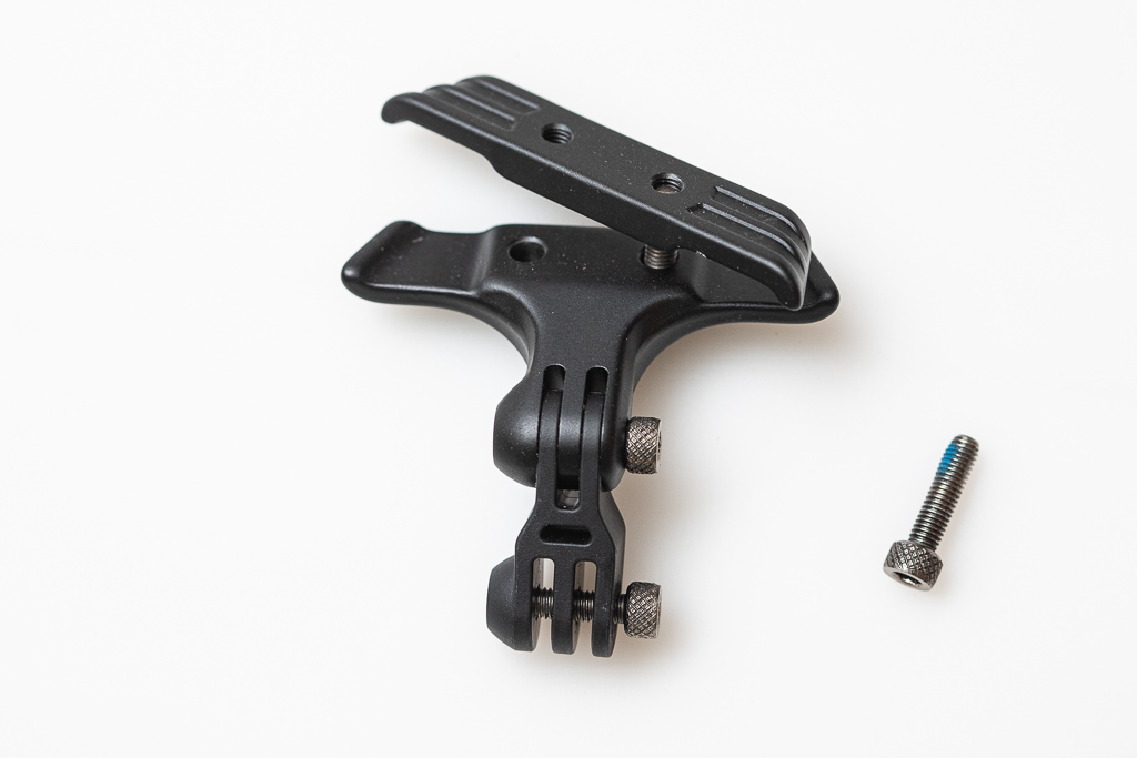 Garmin seat rail mount with screws